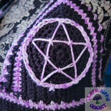 Load image into Gallery viewer, Purple Pentagram Lily Top
